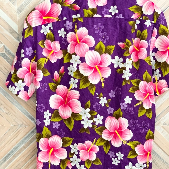 Vintage made in Hawaii Ui-Maikai short sleeve dress shirt. - Picture 3 of 9